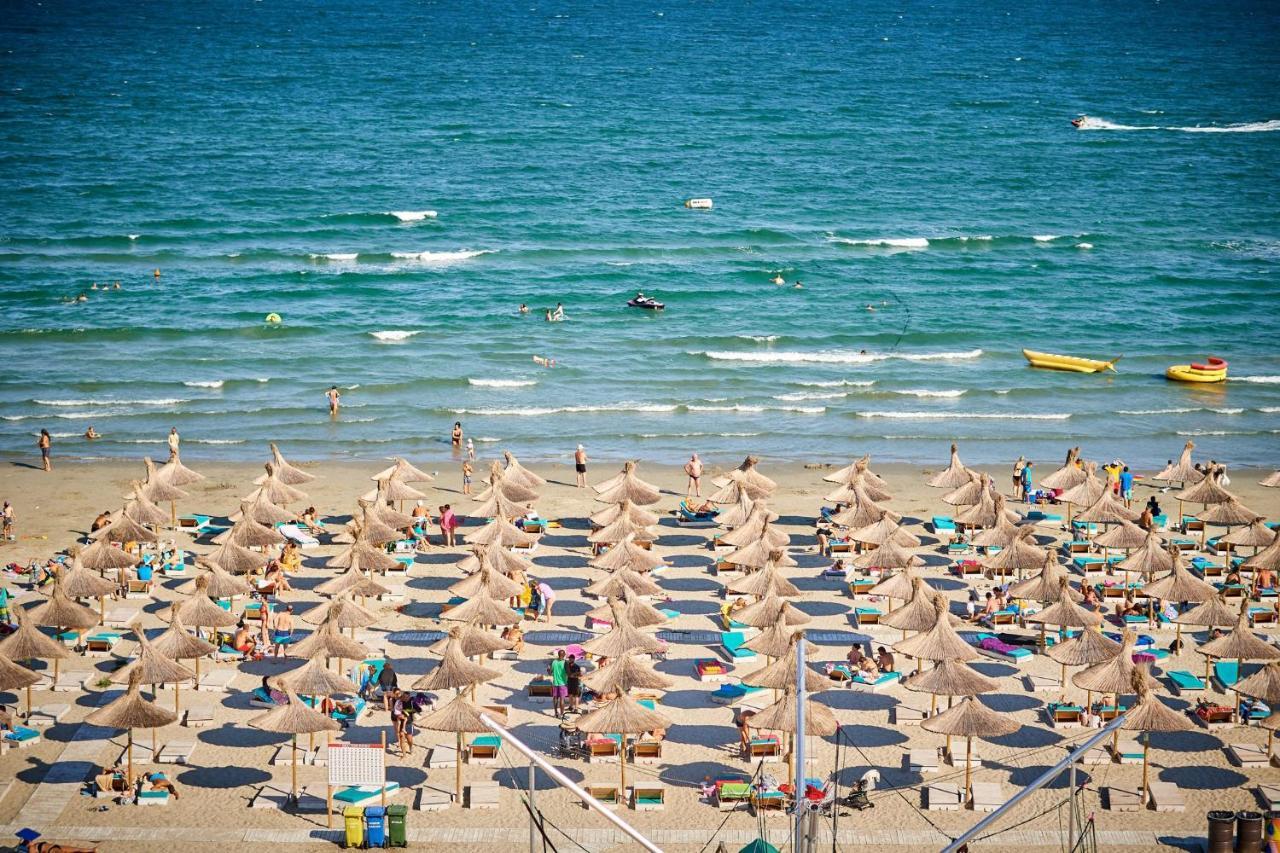 Blu Sea View Apartment - Spa Pools Beach Resort Mamaia Exterior foto