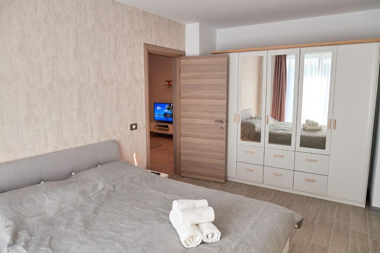 Blu Sea View Apartment - Spa Pools Beach Resort Mamaia Exterior foto